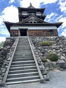 天守と石垣
